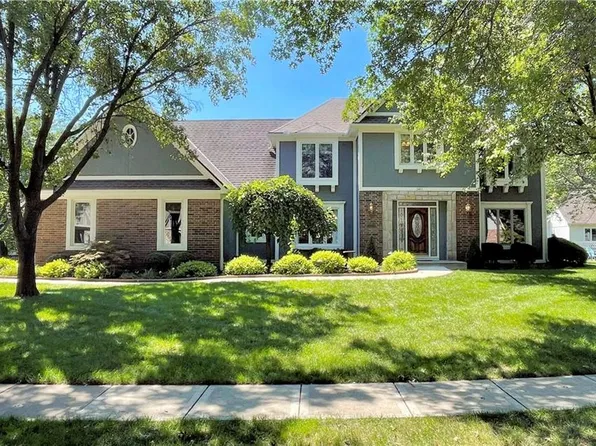 3401 W 130th St, Leawood, KS 66209