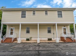 18 Robinson St, New Brunswick, NJ 08901