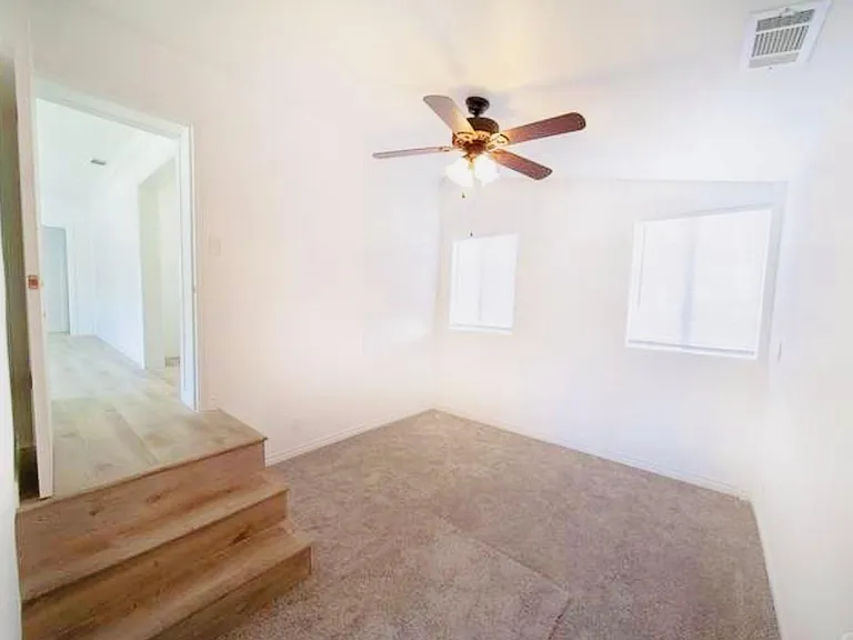4362 Val Verde Ave — Photo 9