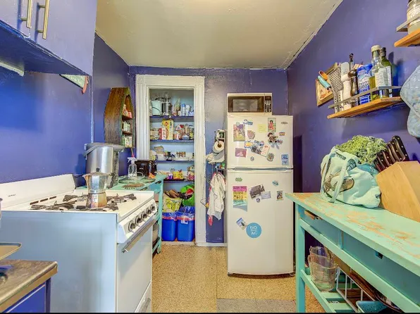 435 Macon Street image 11 of 17