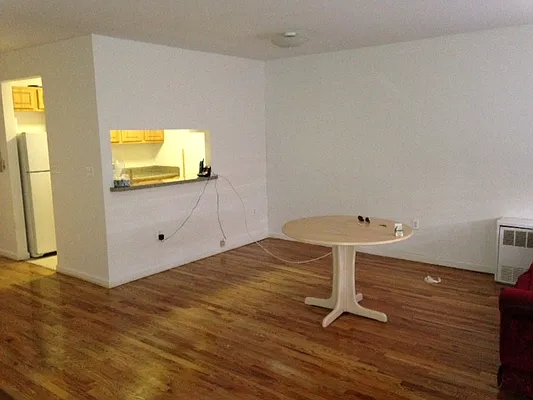Rented by Premier Metro Realty Corp | media 3