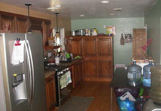 5th image of 12 Grand Ave