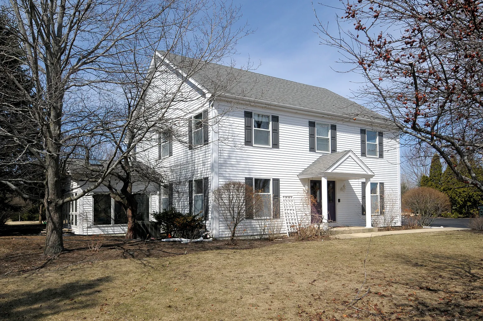 10 Country Ln photo 1