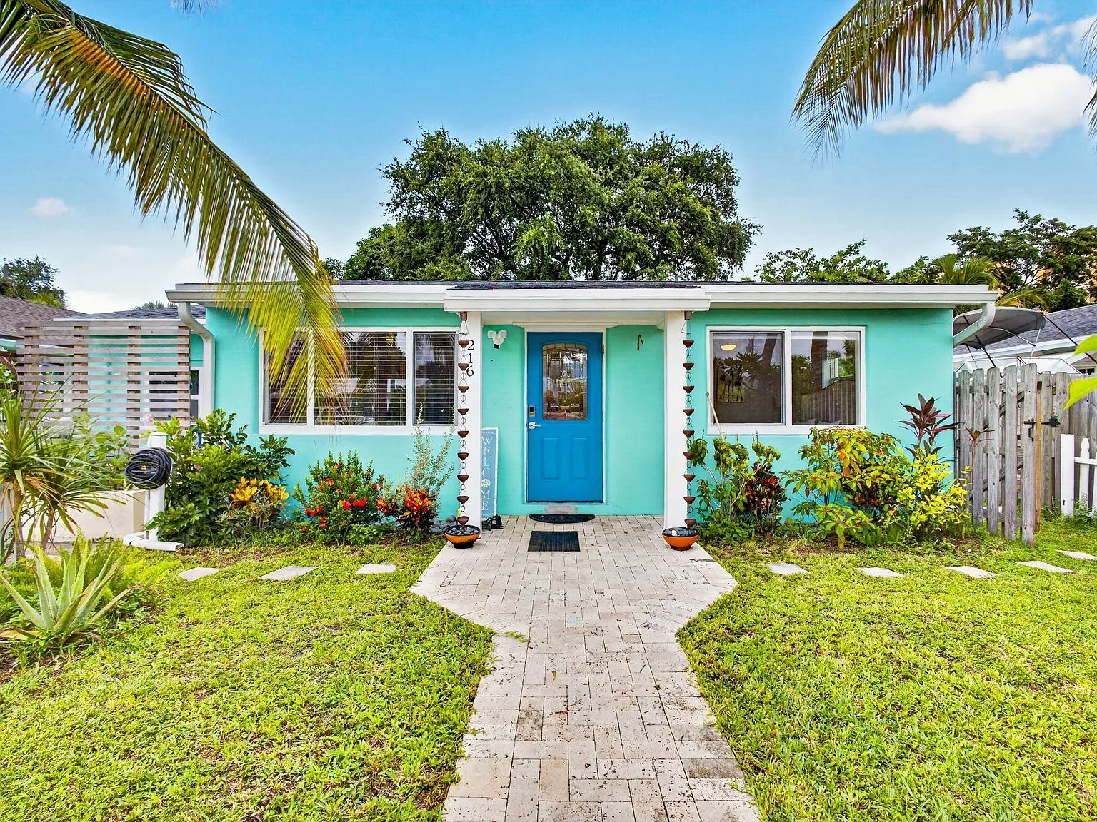 3 bed, 2.0 bath, 1120 sqft, $3,000 — Photo 3