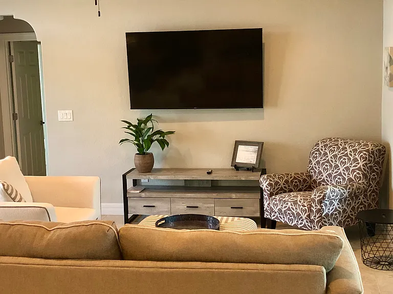 18715 Ayrshire Cir — Photo 17