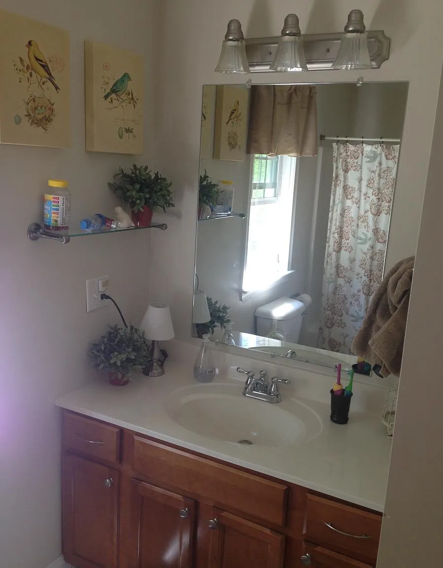 26 E Winding Hill Rd — Photo 1