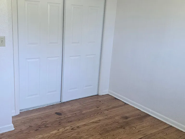 2701 Marshall Ave — Photo 13