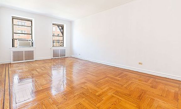 3rd image of 415 E 17th St APT 5L