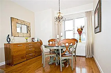 Rented by R New York