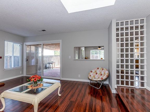 4th image of 2491 Amaryl Dr