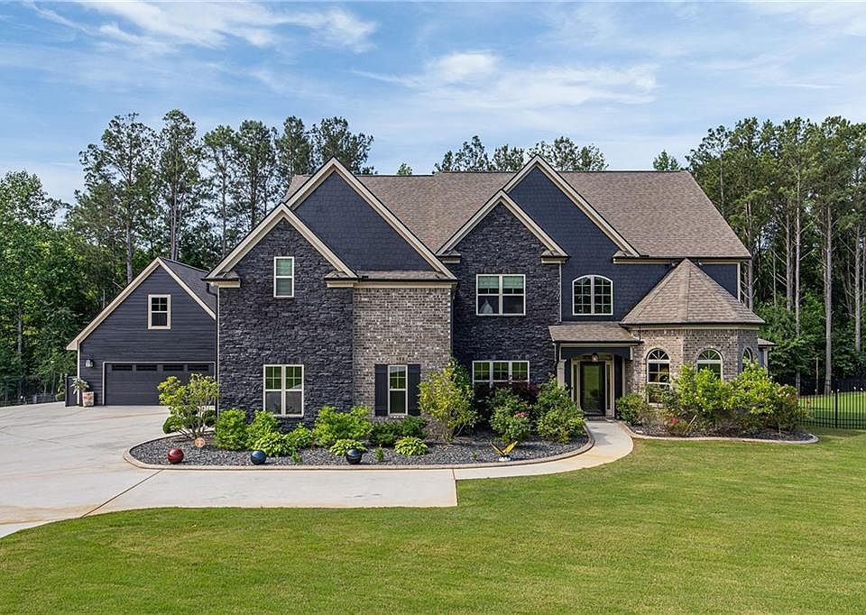 1st image of 149 Avalon Way
