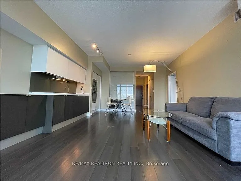 151 Dan Leckie Way #1056 — Photo 4