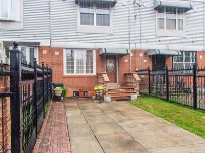 659 Snediker Avenue, Brooklyn, NY, 11207