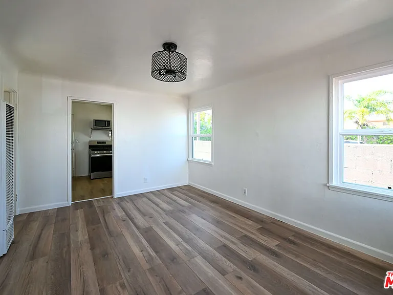 4430 W 134th St #B — Photo 4