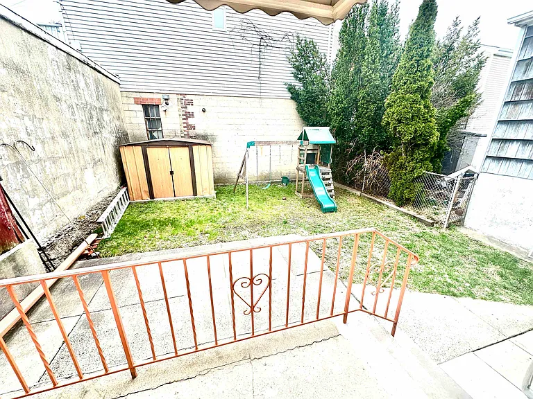 247 Clendenny Ave #1 — Photo 7