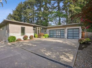 18965 Pilkington Rd, Lake Oswego, OR 97034