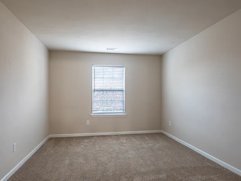 Summer Station Apartments Where Comfort Meets Coastal Living — Photo 178