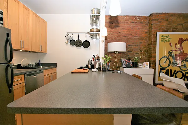Rented by R New York | media 5