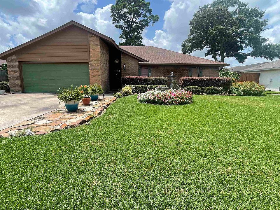 1st image of 7621 Springmeadow Ln