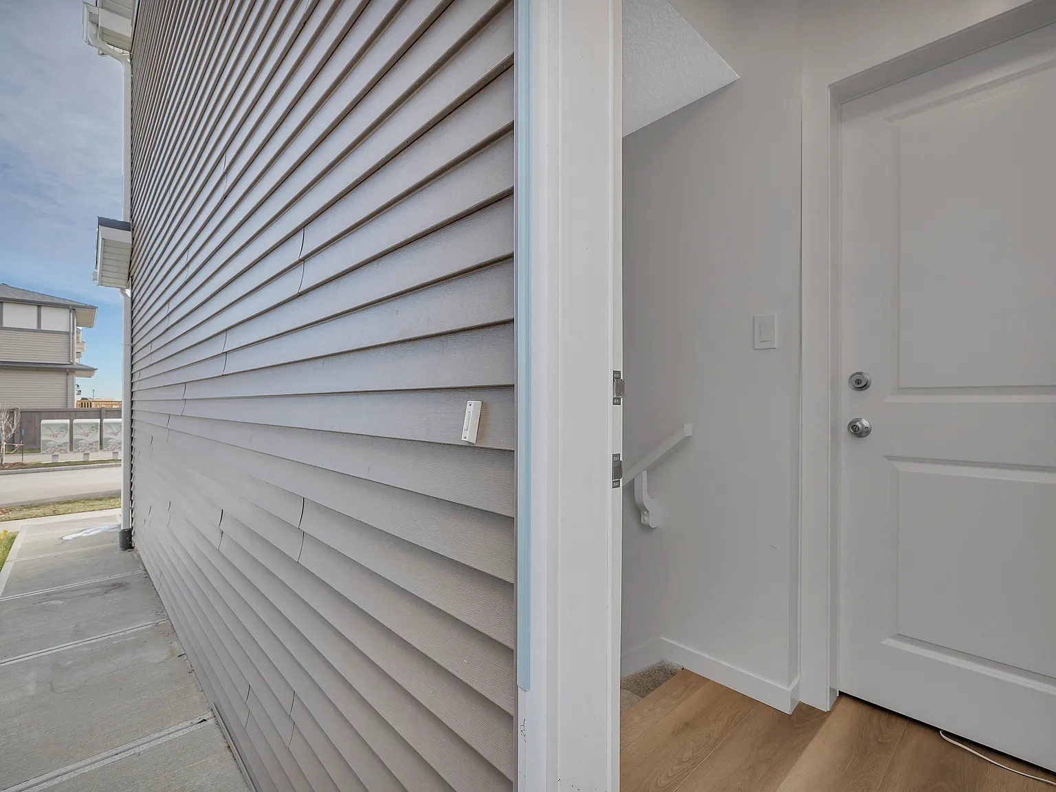2818 192 Street NW — Photo 3