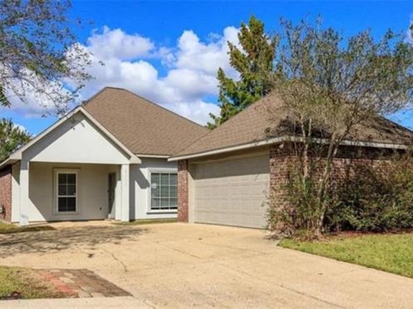 4085 Water Oak Dr, Zachary, LA 70791