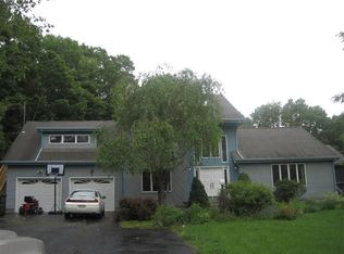 68 Holbrook Rd, Oxford, MA 01540