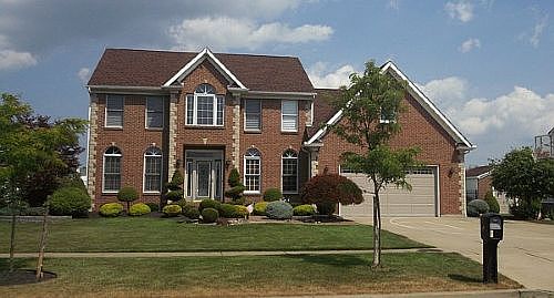 1st image of 18 Hill Valley Dr
