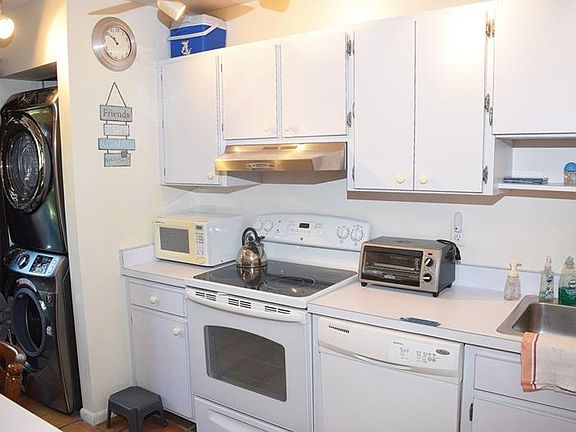 2nd image of 1622 Clower Creek Dr #123-3