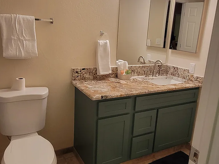 2044 S Clubhouse Dr — Photo 10