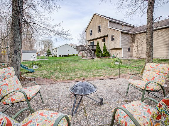 4th image of 10905 Mary Eliz Ct