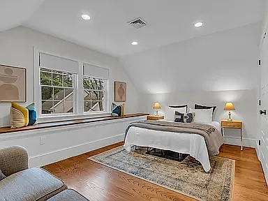 8 Holton Rd — Photo 14