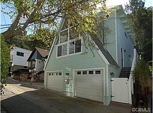 9828 Yoakum Dr, Beverly Hills, CA 90210