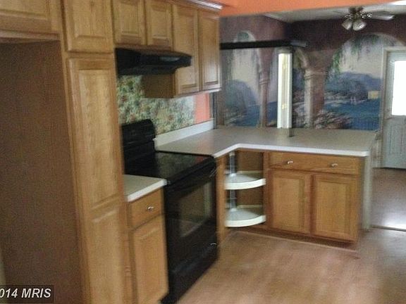 4th image of 39567 Walnut Cir