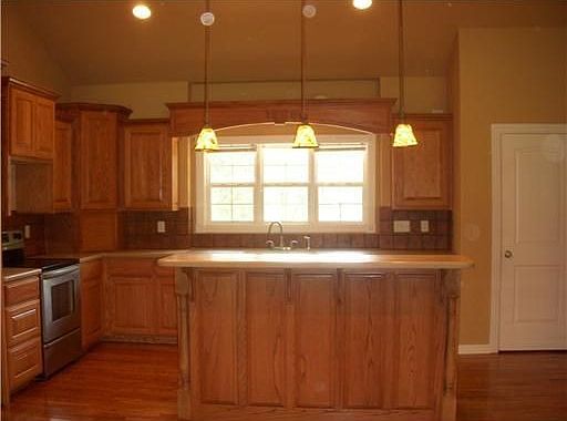 5th image of 22 Gillingham Dr