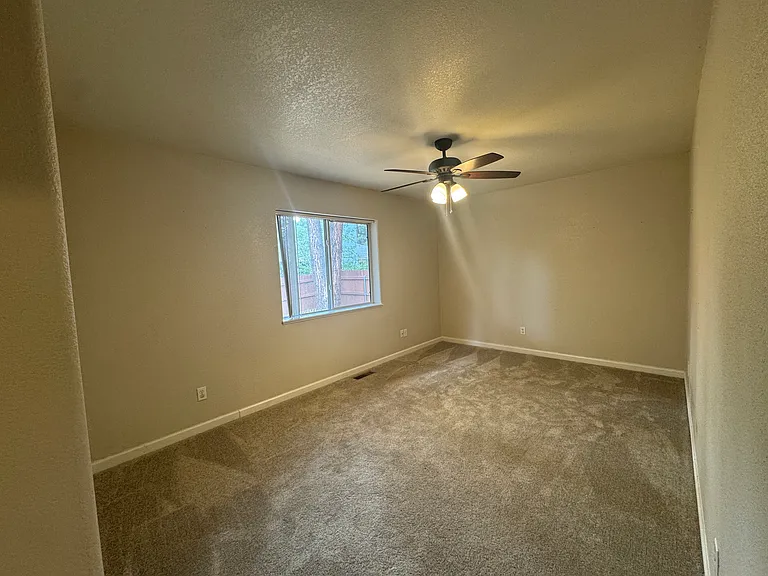 2559 S Rocking Horse Ln — Photo 21