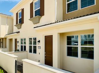 7056 Montecito Dr, Corona, CA 92879