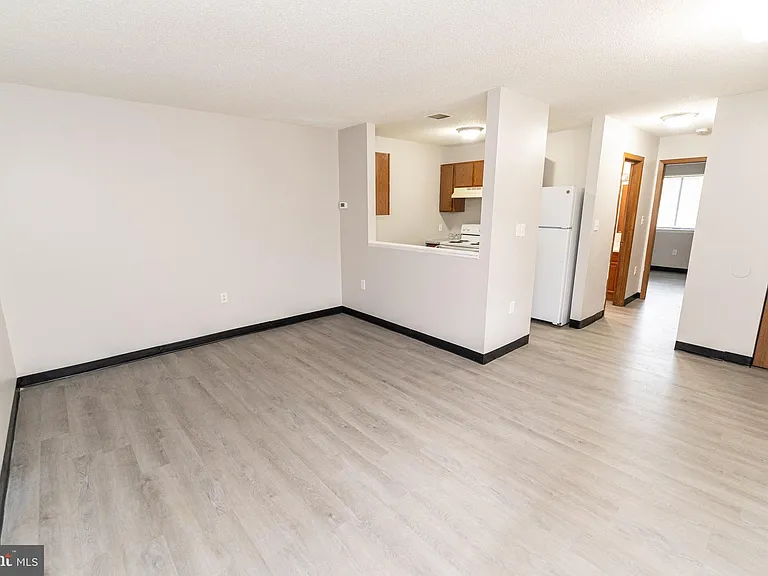 510 S Main St #18 — Photo 9