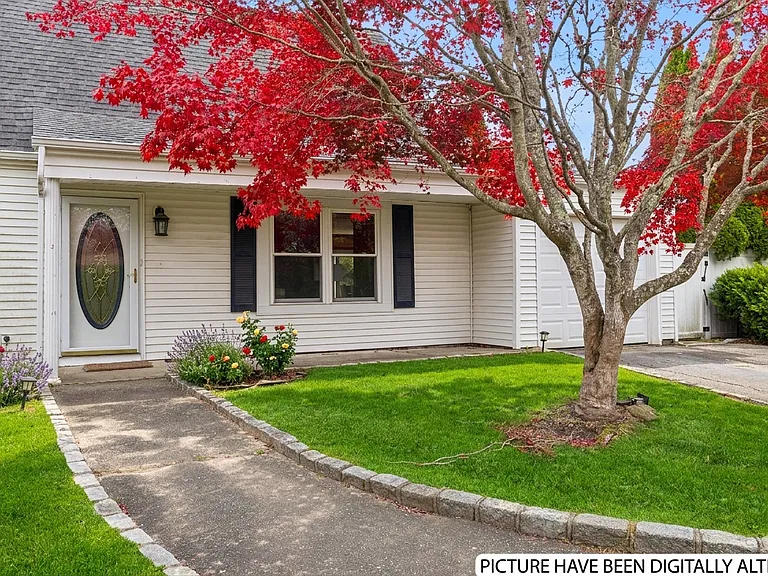 3 Meadowgrass Ln — Photo 21