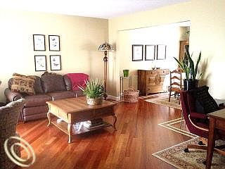 2nd image of 3381 Bennington Dr