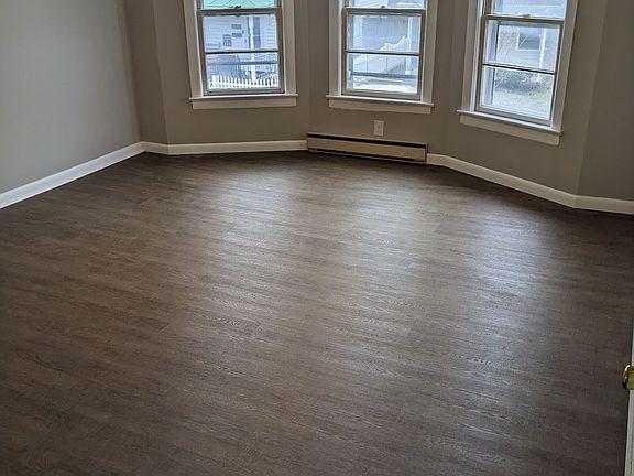 2nd image of 401 One 4 Highland Ave