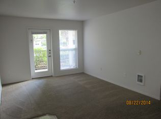 930 SW 163rd Ave APT 322, Beaverton, OR 97006