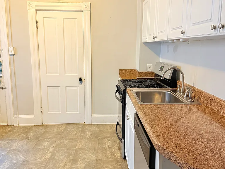 2740 N Calvert St #1 — Photo 5