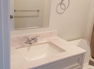 1757 Haverhill Dr, Lapeer, MI 48446