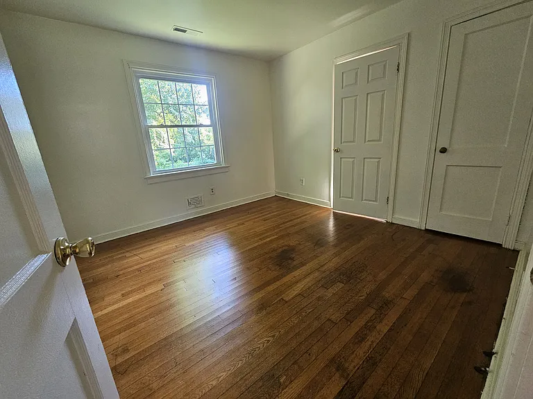 1707 Lyndover Rd — Photo 11