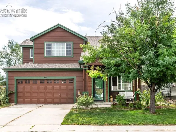 818 Hayloft Ln, Fountain, CO 80817