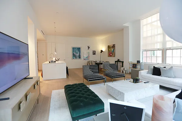 Rented by Hudson 3 Inc | media 39