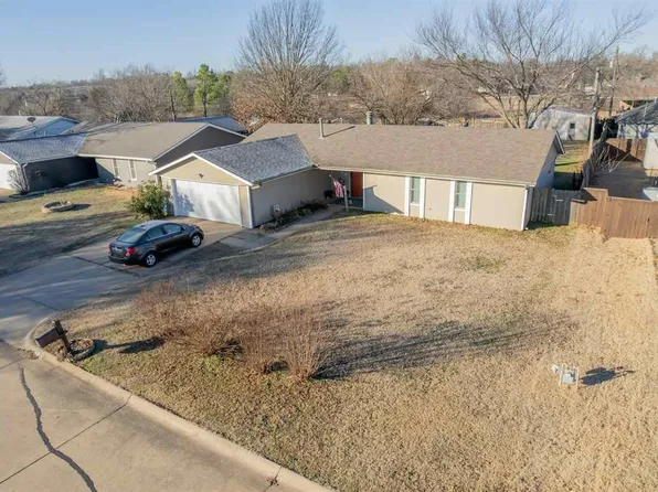 1520 N Denver Ct, Stillwater, OK 74075