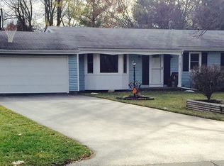 6169 Doe Haven Dr, Farmington, NY 14425