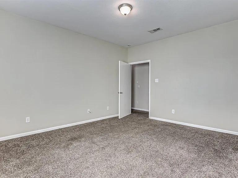 8704 San Rocco St — Photo 2