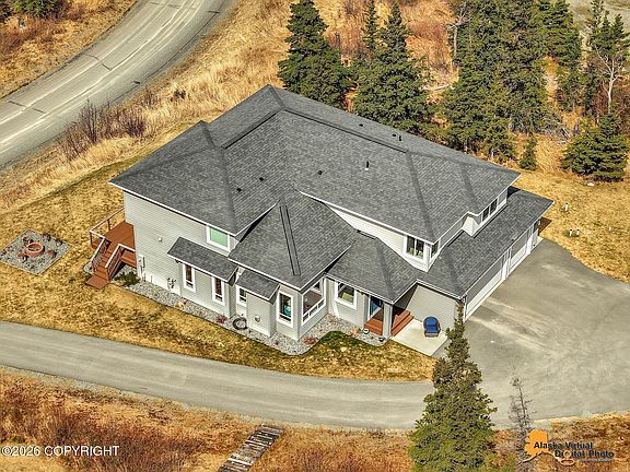 5th image of 15985 Mountain Air Dr